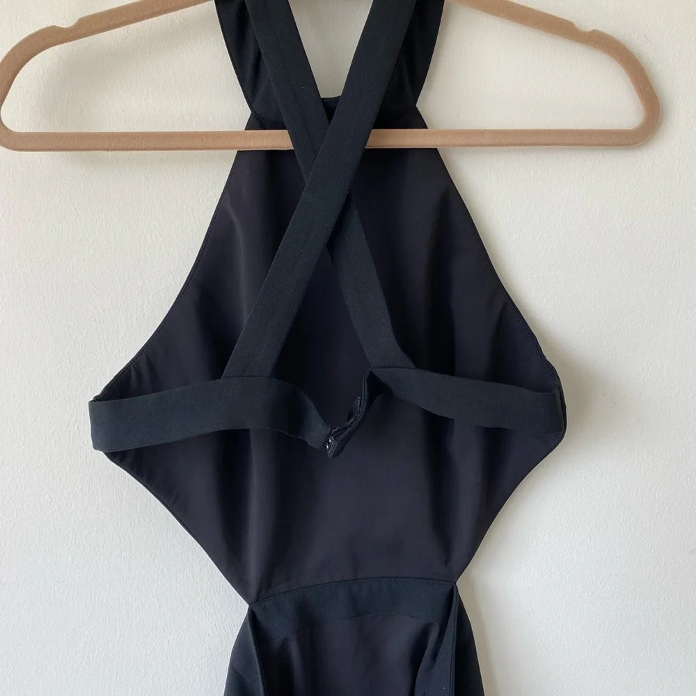 Black Backless Halter Sheath Dress - Picture 4 of 5